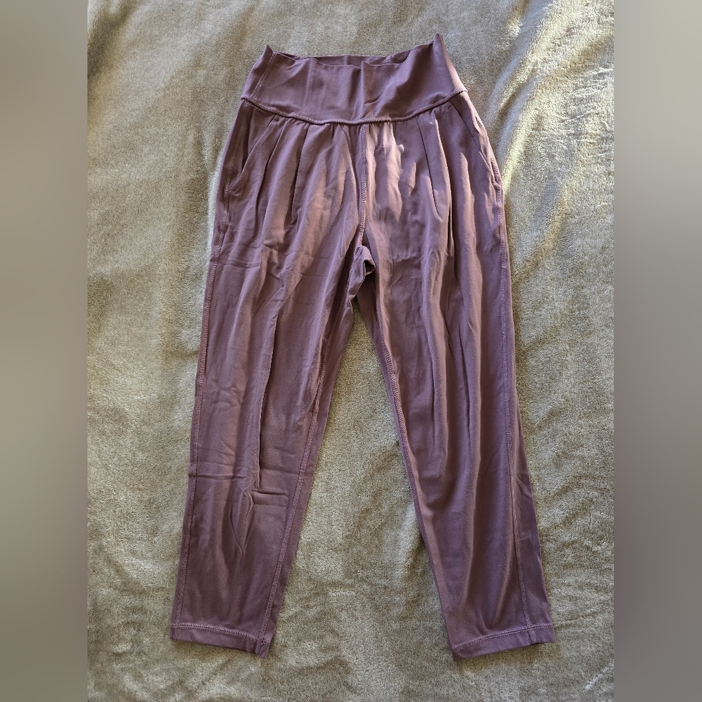 Athleta Women's Dusty Rose Joggers